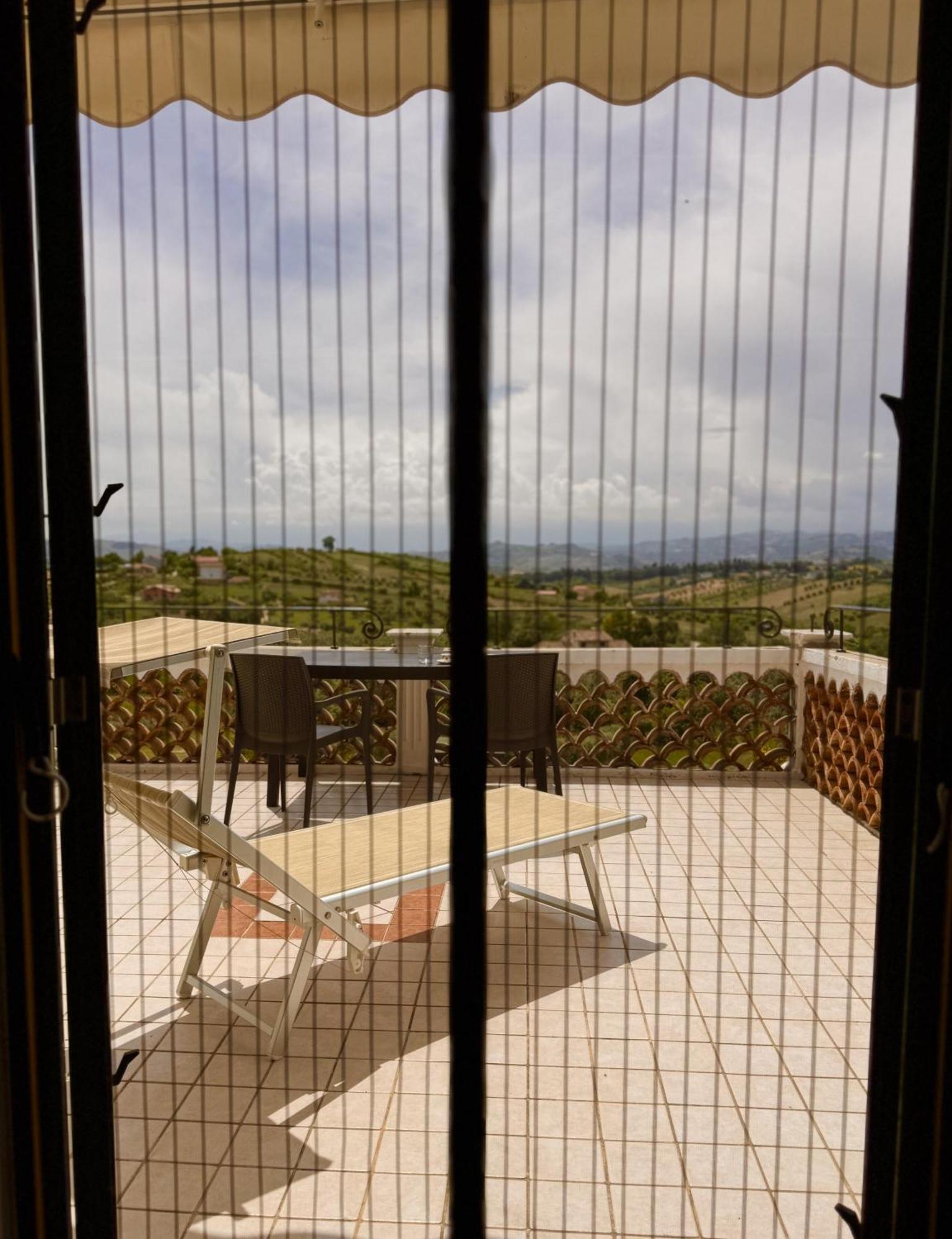 Agriturismo Villa Fiore Torano Nuovo Exterior foto